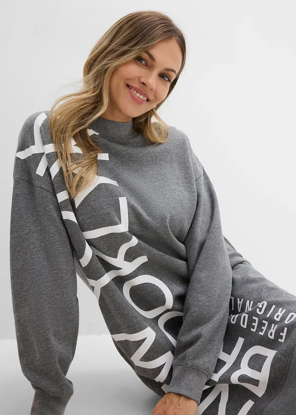 Oversized sweatshirtkjole i myk bomullsmiks, bonprix