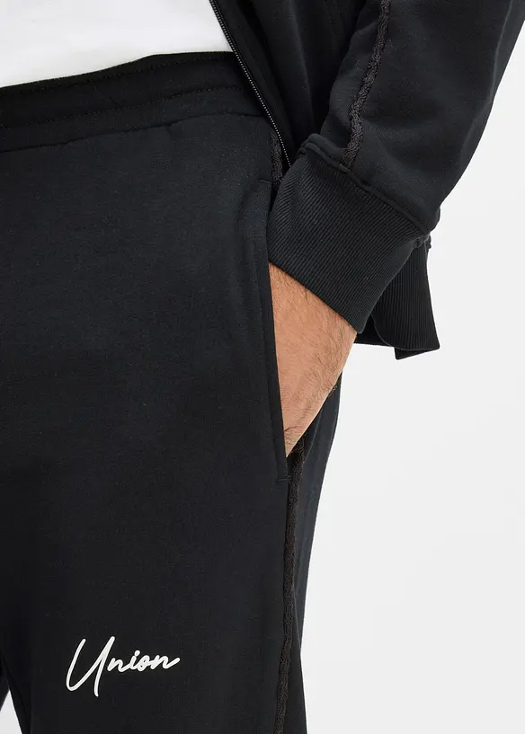 Joggebukse i 100% bomull med detaljer i kontrastfarge, bonprix