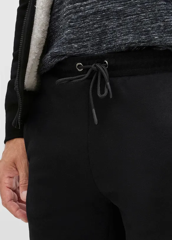 Vintervarm joggedress med deilig myk pilefleece, bonprix