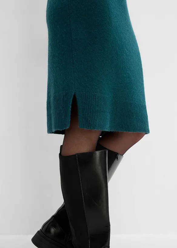 Oversized strikkekjole med rullekrage, bonprix