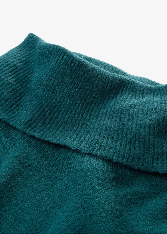 Oversized strikkekjole med rullekrage, bonprix