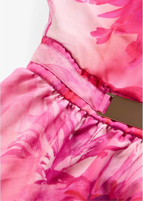 Chiffonkjole med krage og accessoir i midjen, bonprix