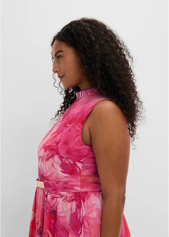 Chiffonkjole med krage og accessoir i midjen, bonprix