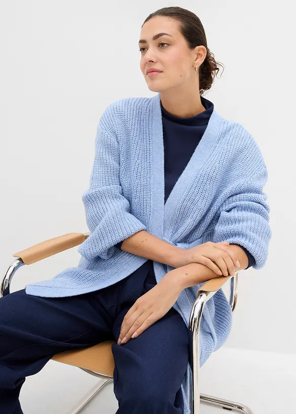 Oversized strikkejakke i omslagsstil, bonprix