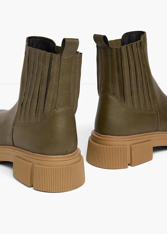 Chelseaboots med grov s&aring;le, bonprix