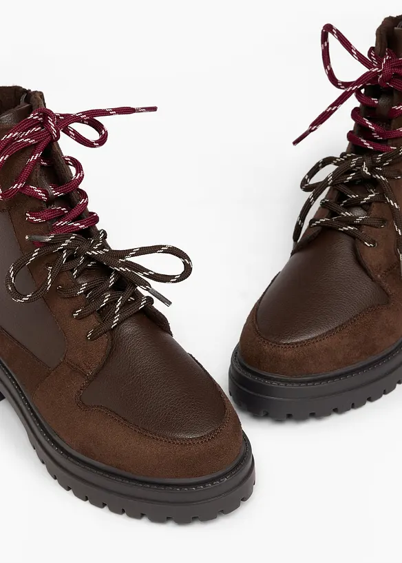 Sn&oslash;reboots med ulike lisser, bonprix