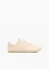Sneakers med såler i baststil, bonprix