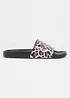 Slip-in sandaler med dyremønster, bonprix