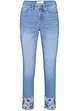 Jeans med broderi, bonprix