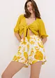 Shorts i strukturert viskose med blomstermønster, bonprix